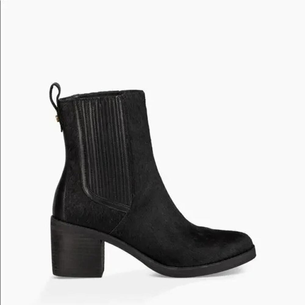 UGG Women's Camden Exotic Boot Black Calf Hair Size 9 Chelsea Fall Winter